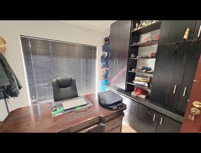 3 BEDROOM HOUSE FOR SALE IN FALCON RIDGE